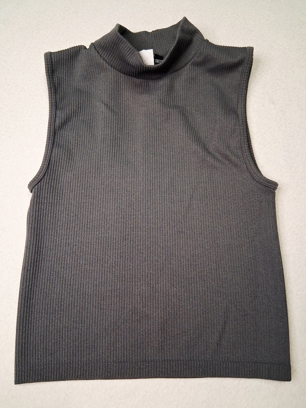 Streetwear Society Sleeveless Ribbed Crop Top in Charcoal Gray